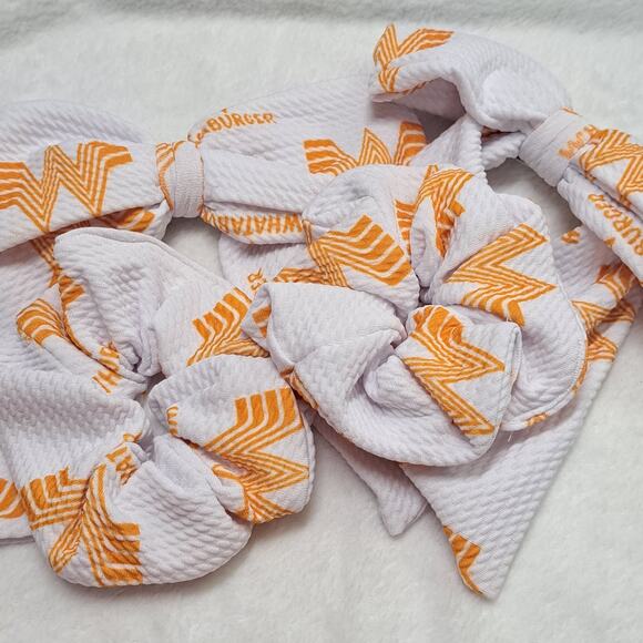 Whataburger Hair Bows Scrunchies Clips - Lot of 4 Unused - Picture 8 of 9
